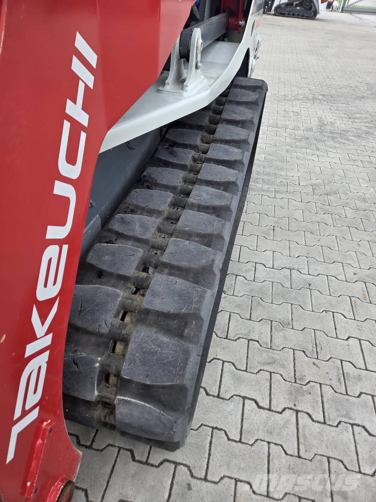 Takeuchi TL12V-2 Lánctalpas homlokrakodók