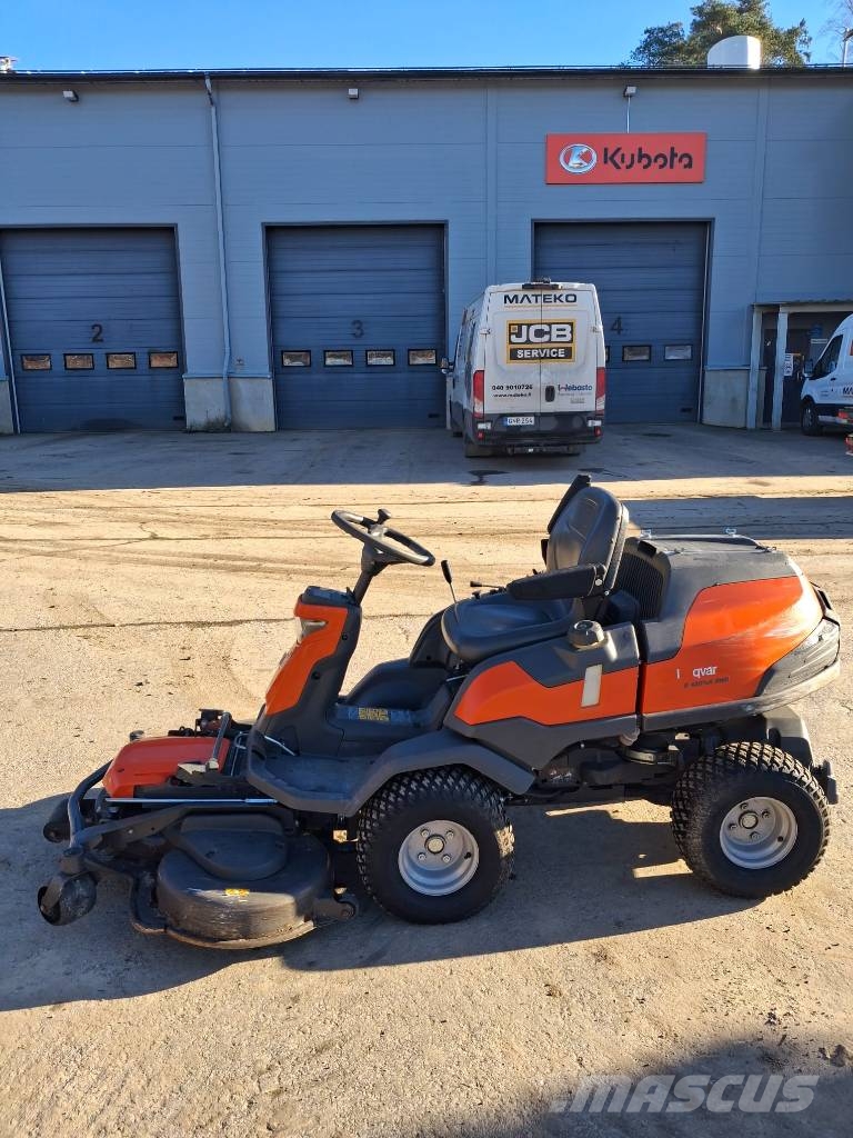 Husqvarna R420TSX AWD Samochodné kosačky