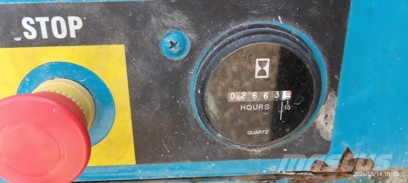 Genie GS4390 - 15,11m, diesel, 4x4 Ножничные подъемники