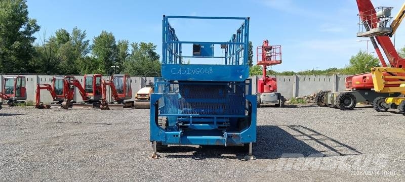 Genie GS4390 - 15,11m, diesel, 4x4 Ножничные подъемники