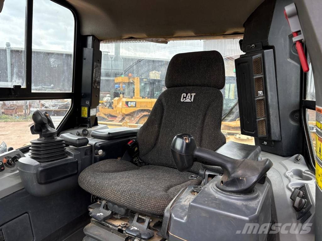 CAT D 7 E LGP Μπουλντόζες με ερπύστριες