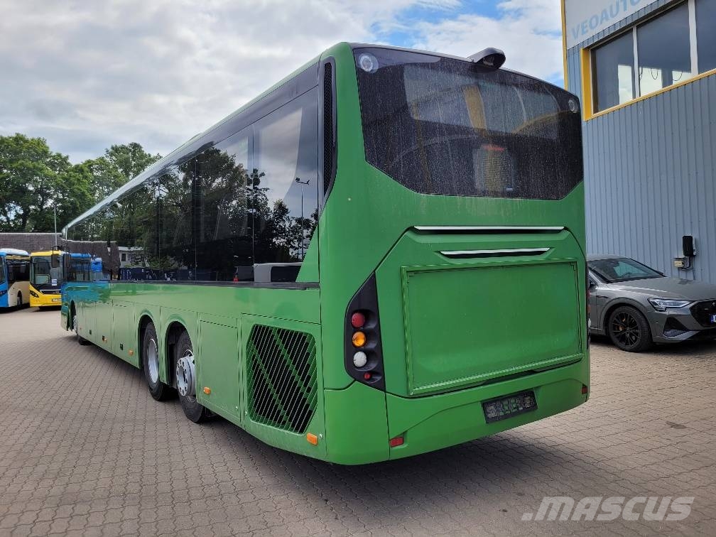 Volvo B8R 8900 6X2 EURO6 2 UNITS Überlandbusse