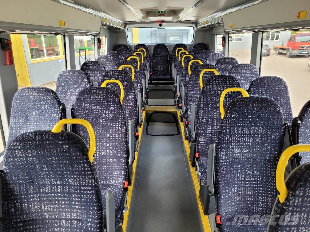 Volvo B8R 8900 6X2 EURO6 2 UNITS Überlandbusse