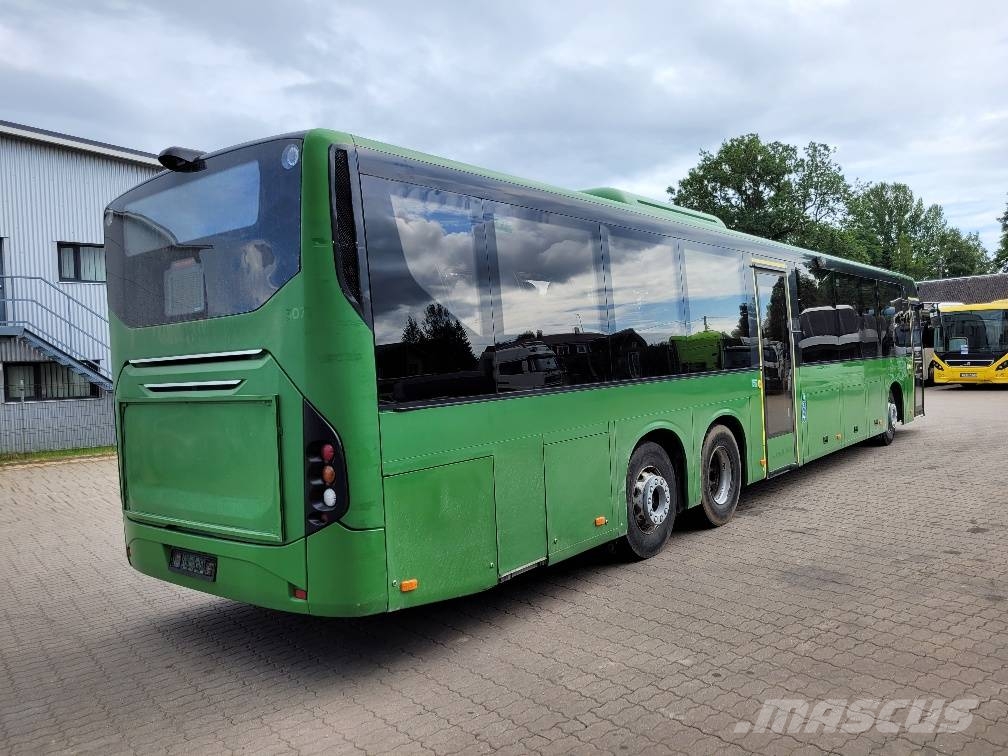 Volvo B8R 8900 6X2 EURO6 2 UNITS Überlandbusse