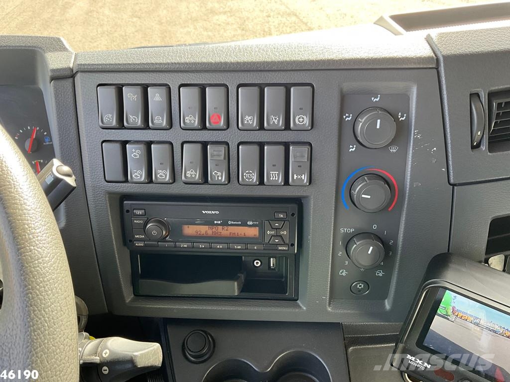 Volvo FE 210 Palfinger 7 Tonmeter laadkraan Just 82.979 Grues tout terrain
