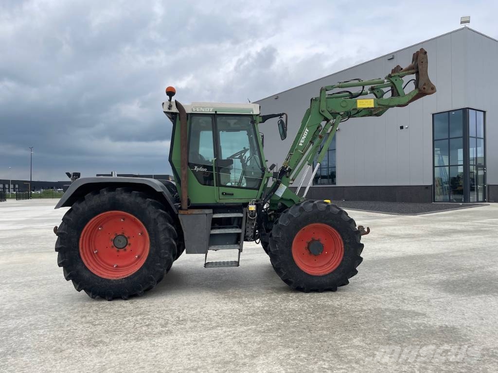 Fendt Xylon 522 Tractors
