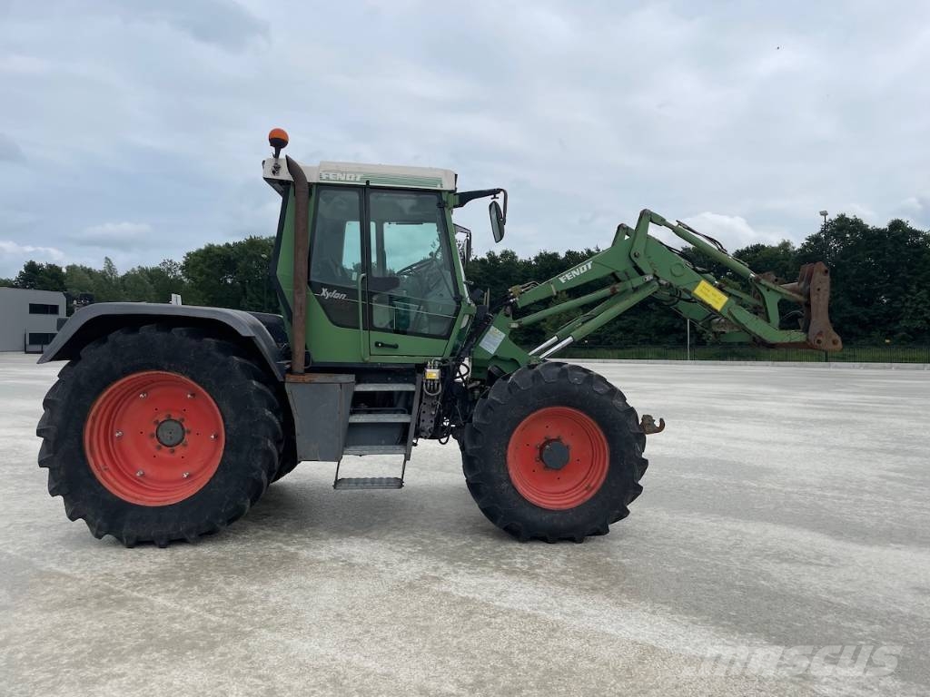 Fendt Xylon 522 Tractors