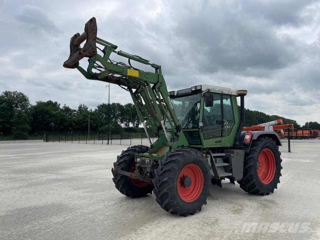 Fendt Xylon 522 Tractors