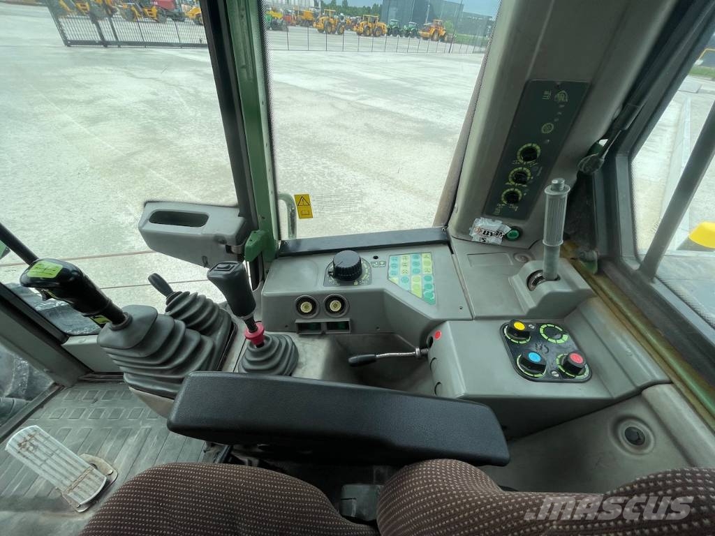 Fendt Xylon 522 Tractors