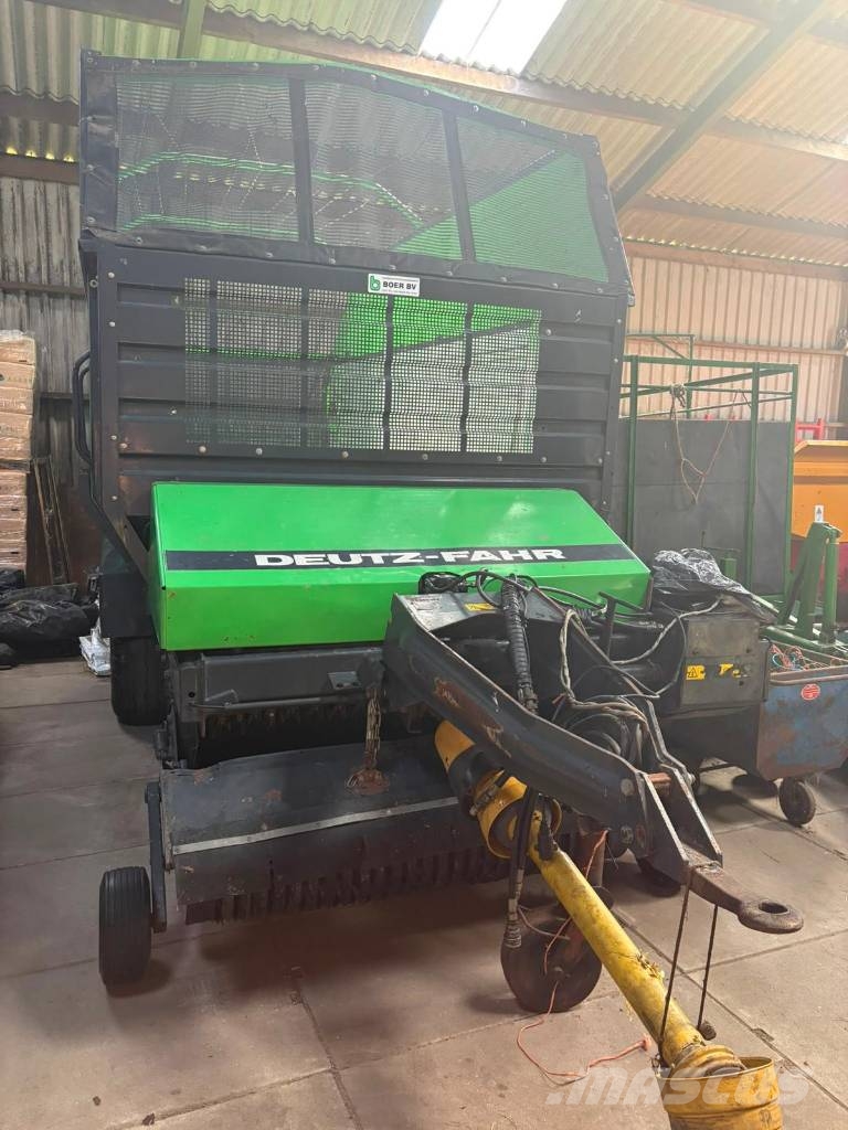 Deutz-Fahr FE 6.37 Samoutovarne prikolice