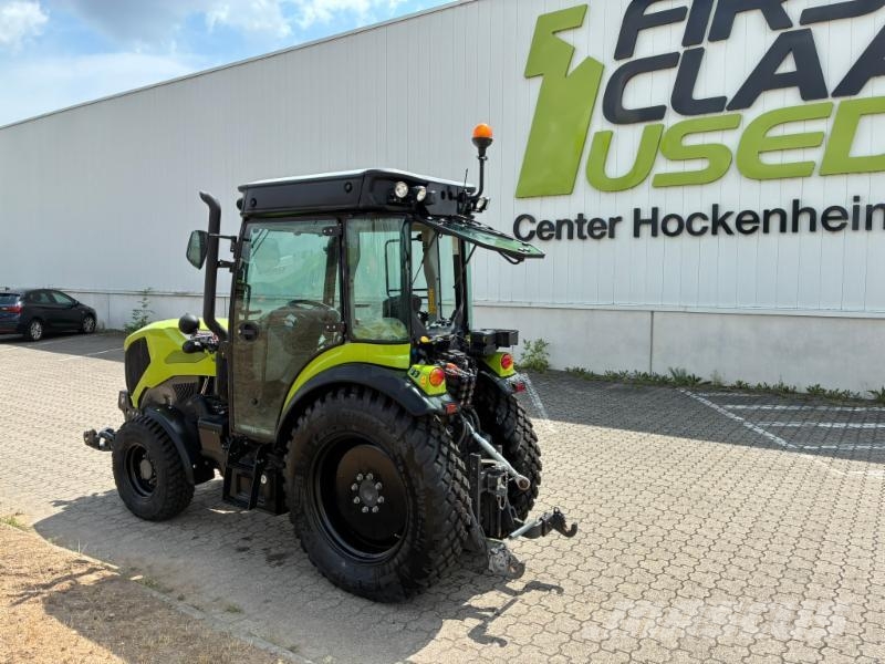 CLAAS NEXOS 220 S Τρακτέρ