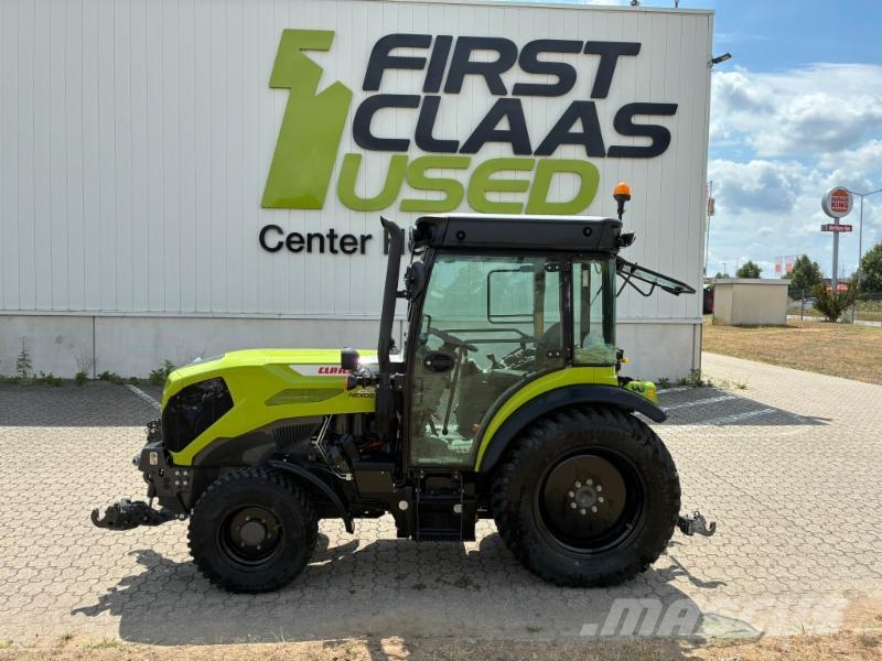 CLAAS NEXOS 220 S Τρακτέρ