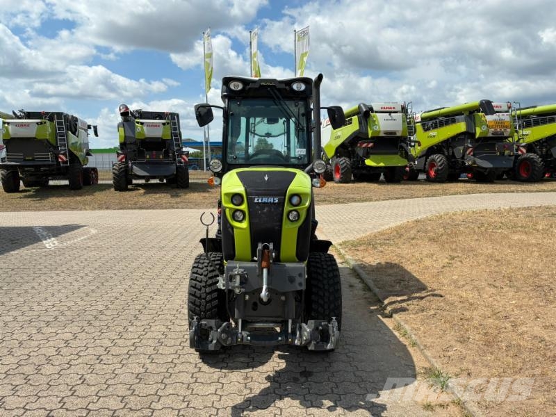CLAAS NEXOS 220 S Τρακτέρ