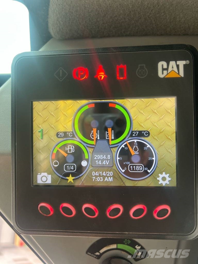 CAT 262 D Mini Pale Gommate