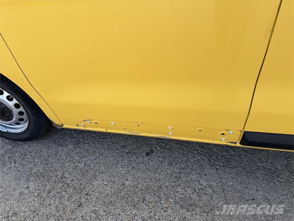 Peugeot Expert VIN 966 سيارات