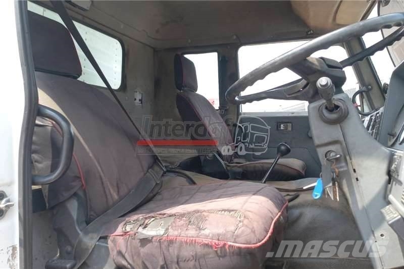 Tata 1518 Selling AS IS 其他货车