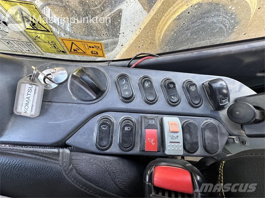 Komatsu HB365LC-3 Rupsgraafmachines