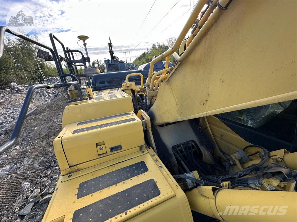 Komatsu HB365LC-3 Rupsgraafmachines