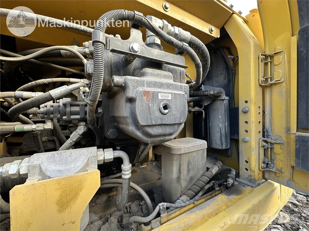 Komatsu HB365LC-3 Rupsgraafmachines