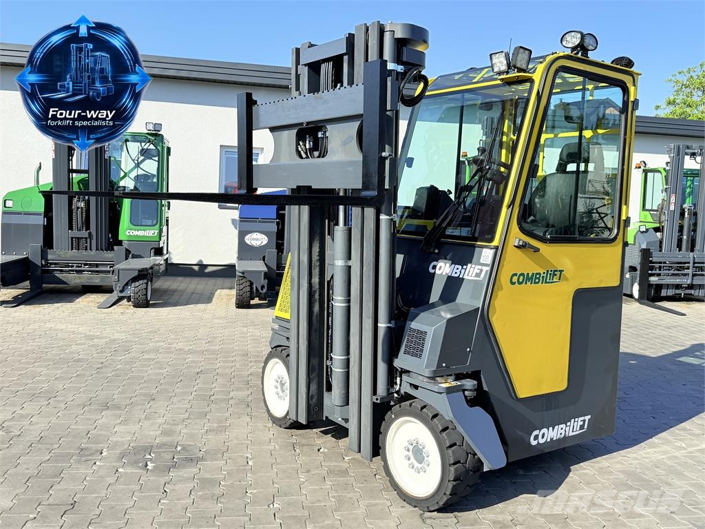 Combilift CB4000 | DIESEL | 5200 MM TRIPLEX MAST | FORK POSI 4 vías o cuatro caminos