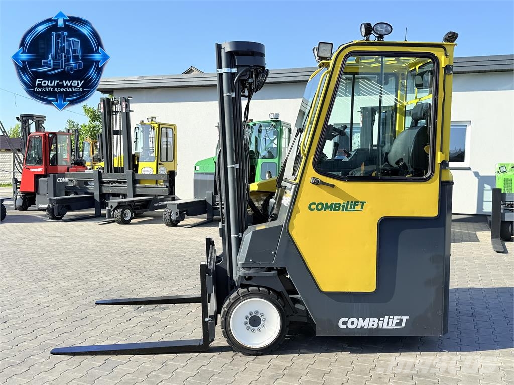 Combilift CB4000 | DIESEL | 5200 MM TRIPLEX MAST | FORK POSI 4 vías o cuatro caminos