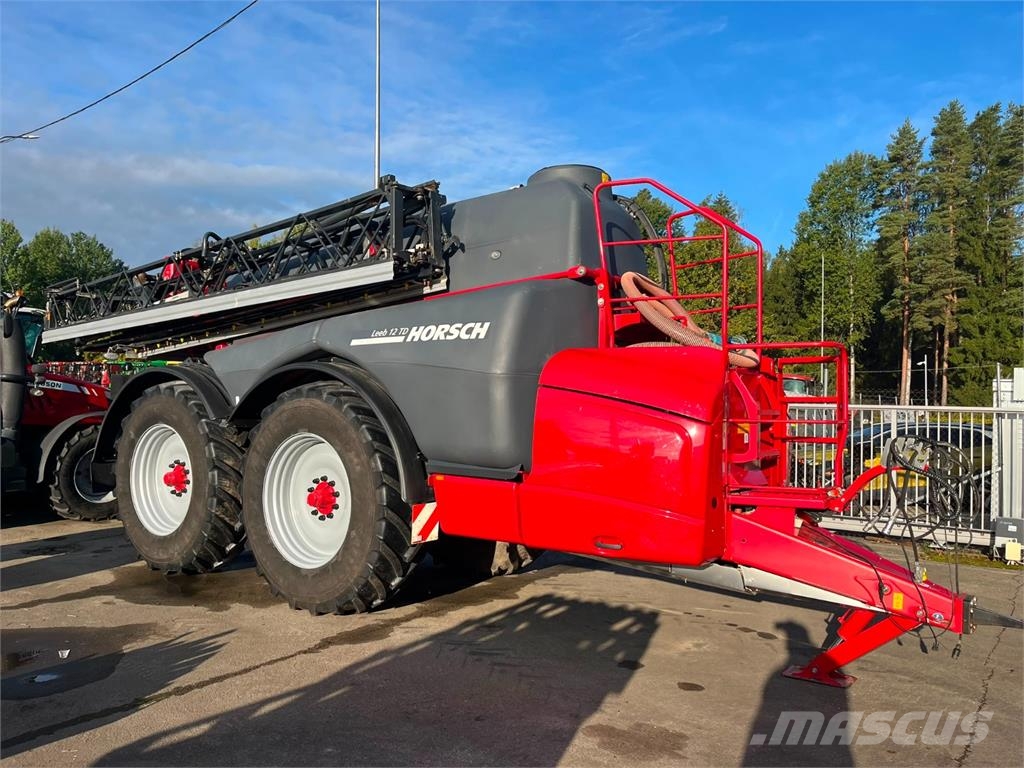 Horsch Leeb 12 TD Anhängespritzen