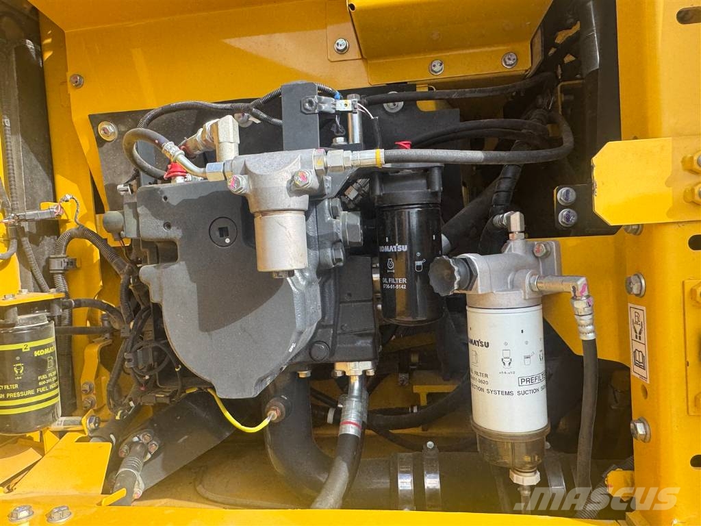 Komatsu PC 240 NLC-11 履带挖掘机