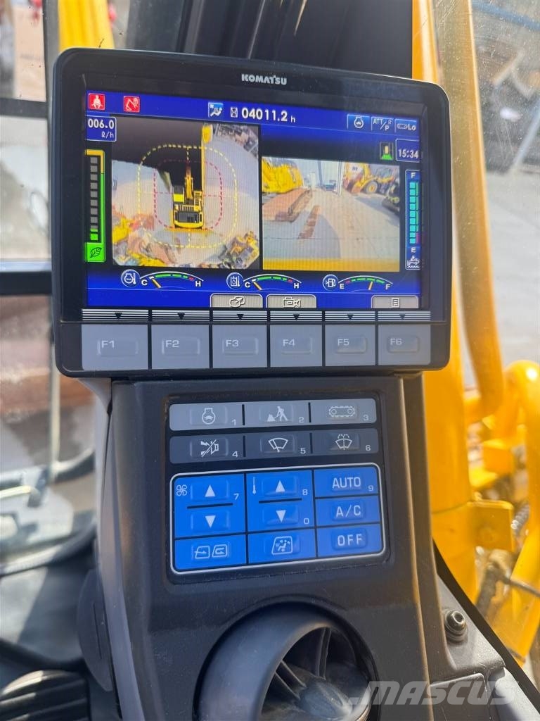 Komatsu PC 240 NLC-11 履带挖掘机