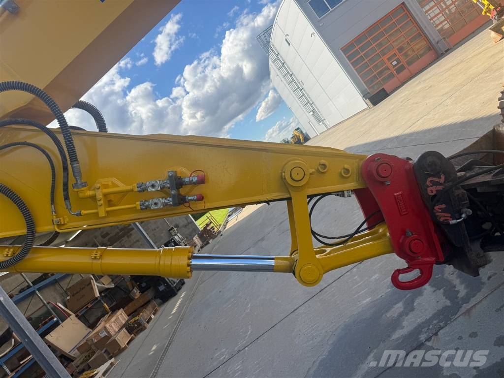 Komatsu PC 240 NLC-11 履带挖掘机