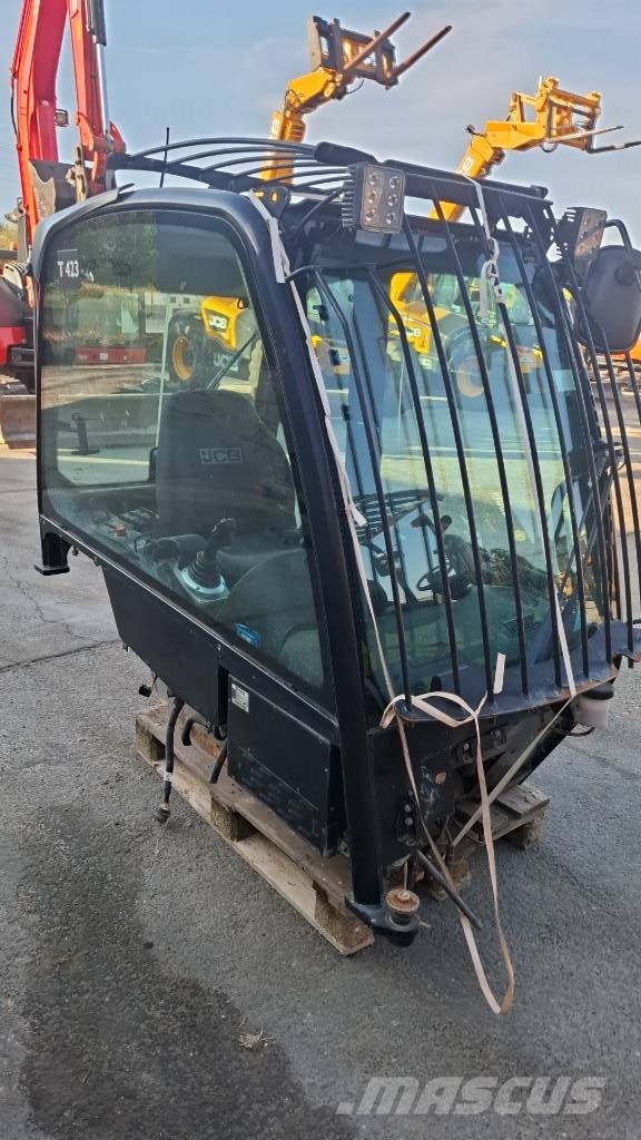JCB Cabina Kabine i unutrašnjost