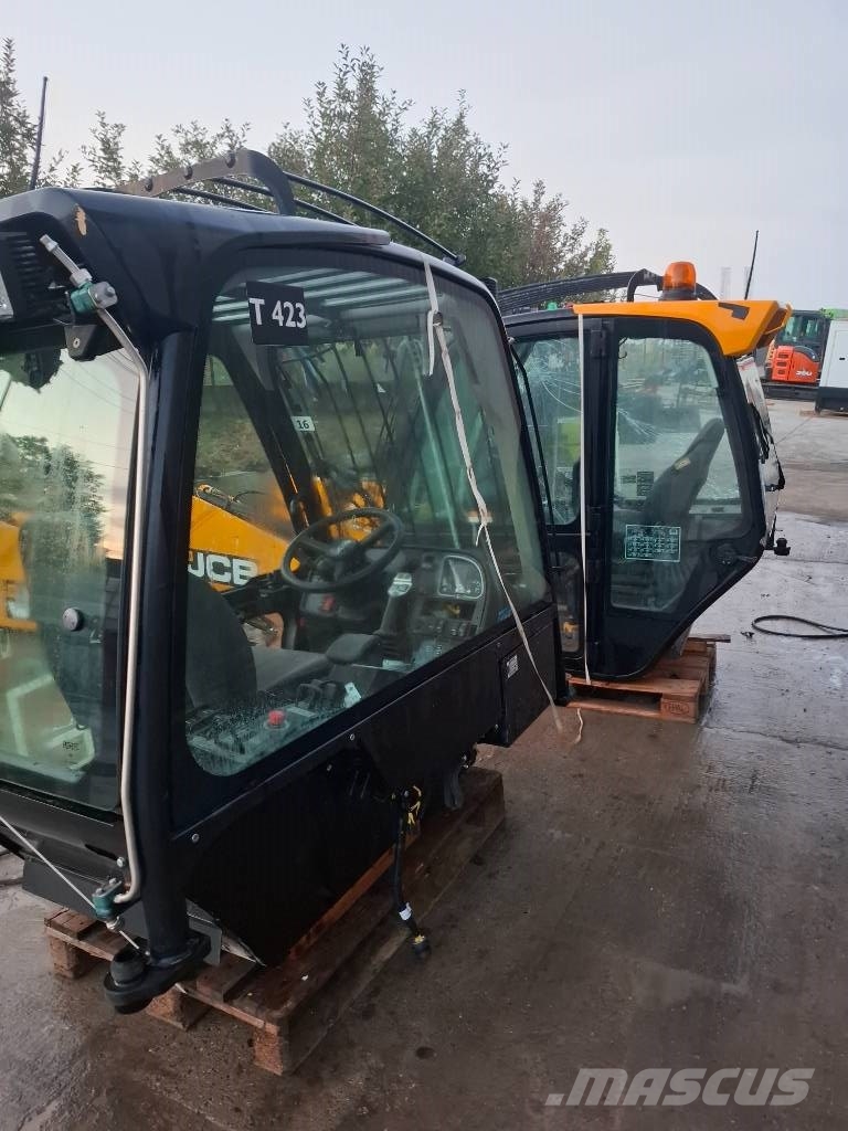 JCB Cabina Kabine i unutrašnjost