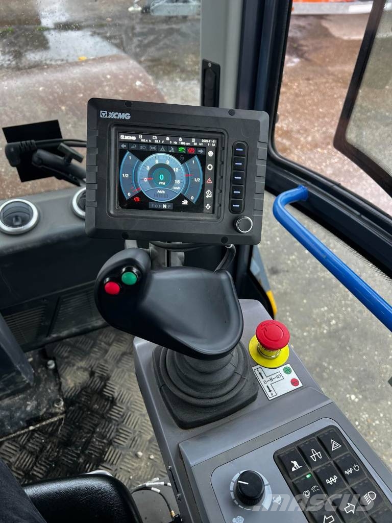 XCMG XS 135 その他
