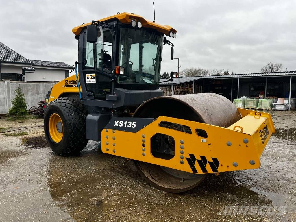 XCMG XS 135 その他