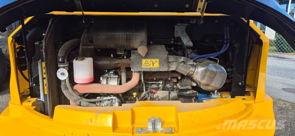JCB 86 C-2 中型挖掘机