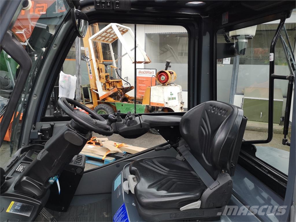 Toyota 02-8FDF30 Diesel heftrucks