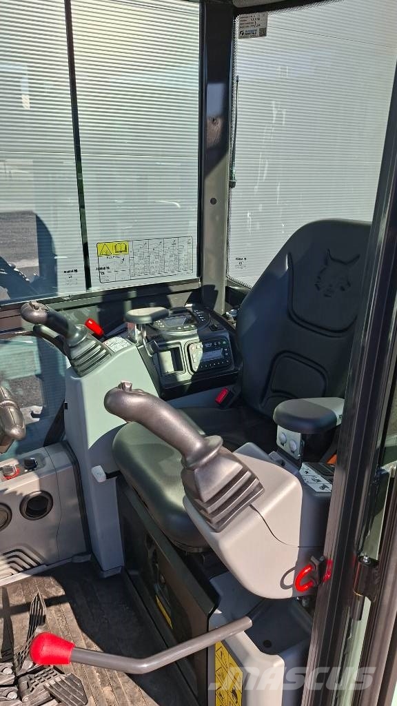 Bobcat E20z minikaivinkone Міні-екскаватори < 7т