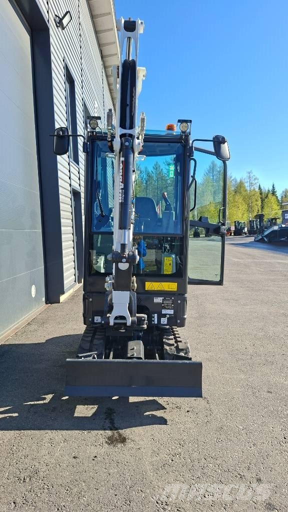 Bobcat E20z minikaivinkone Міні-екскаватори < 7т