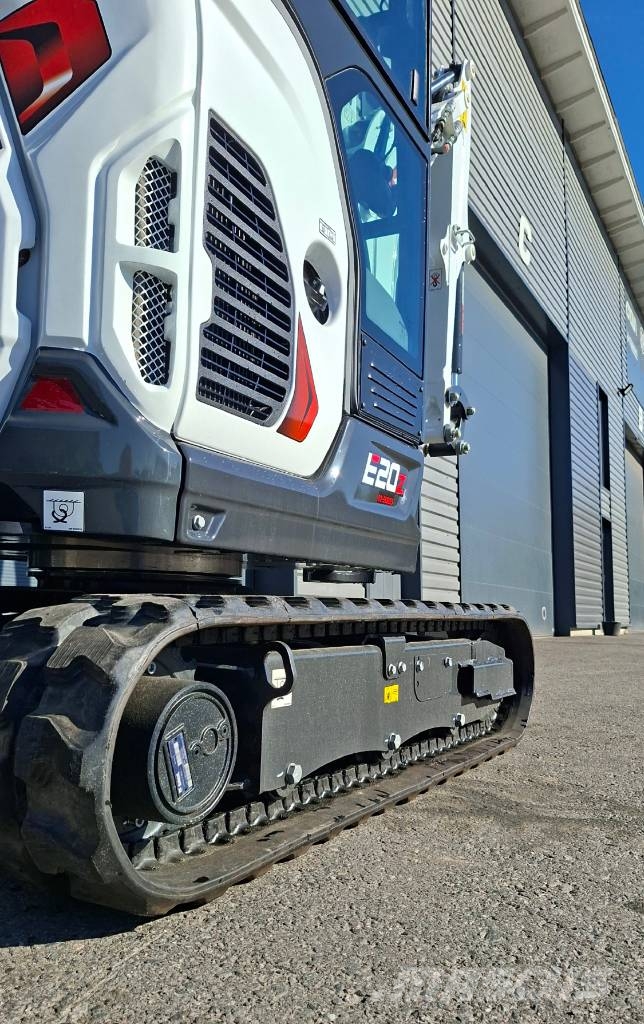 Bobcat E20z minikaivinkone Міні-екскаватори < 7т