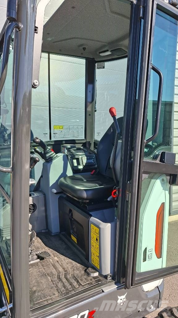 Bobcat E20z minikaivinkone Міні-екскаватори < 7т