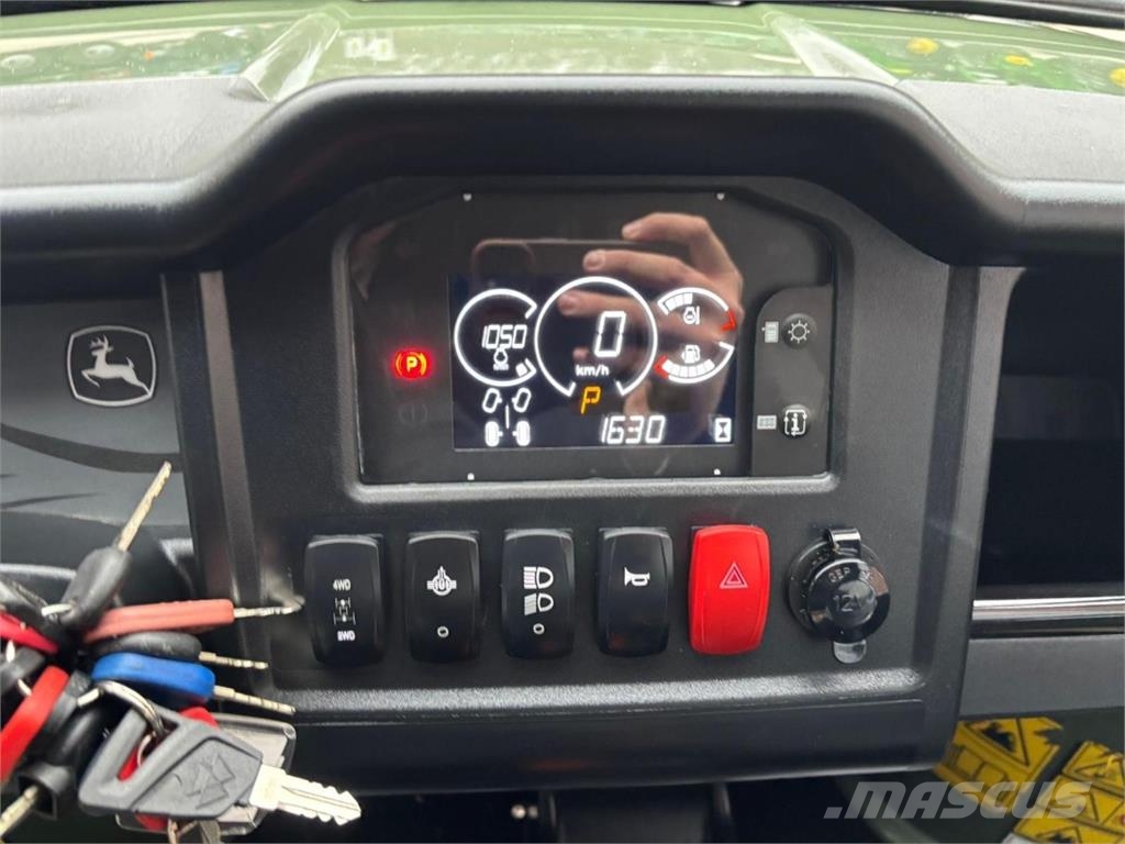 John Deere Gator XUV855M S4 مركبات لجميع التضاريس