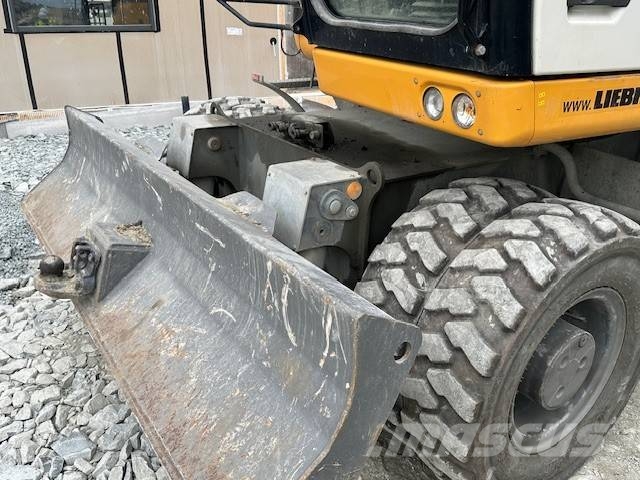 Liebherr A 916 轮式挖掘机