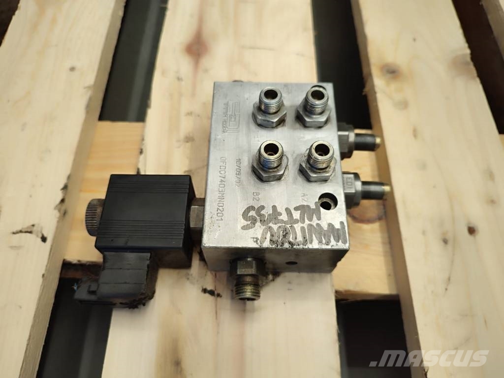 Manitou OFDC7403MN0201 Manitou MLT 735 hydraulic block Hydraulics