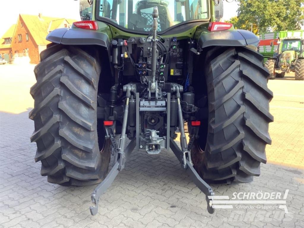 Valtra G 135 A Traktoren