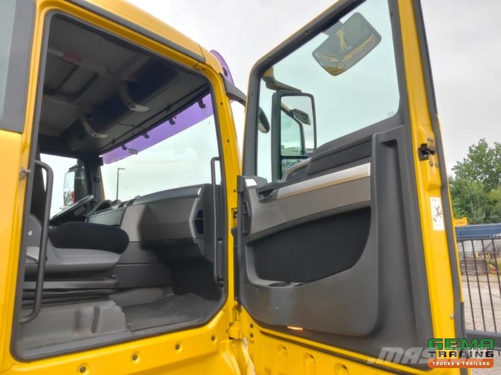 MAN TGX 26.480 8X2-6BL Sleeping Cab Euro5 - Open Loadi Platte bakwagens
