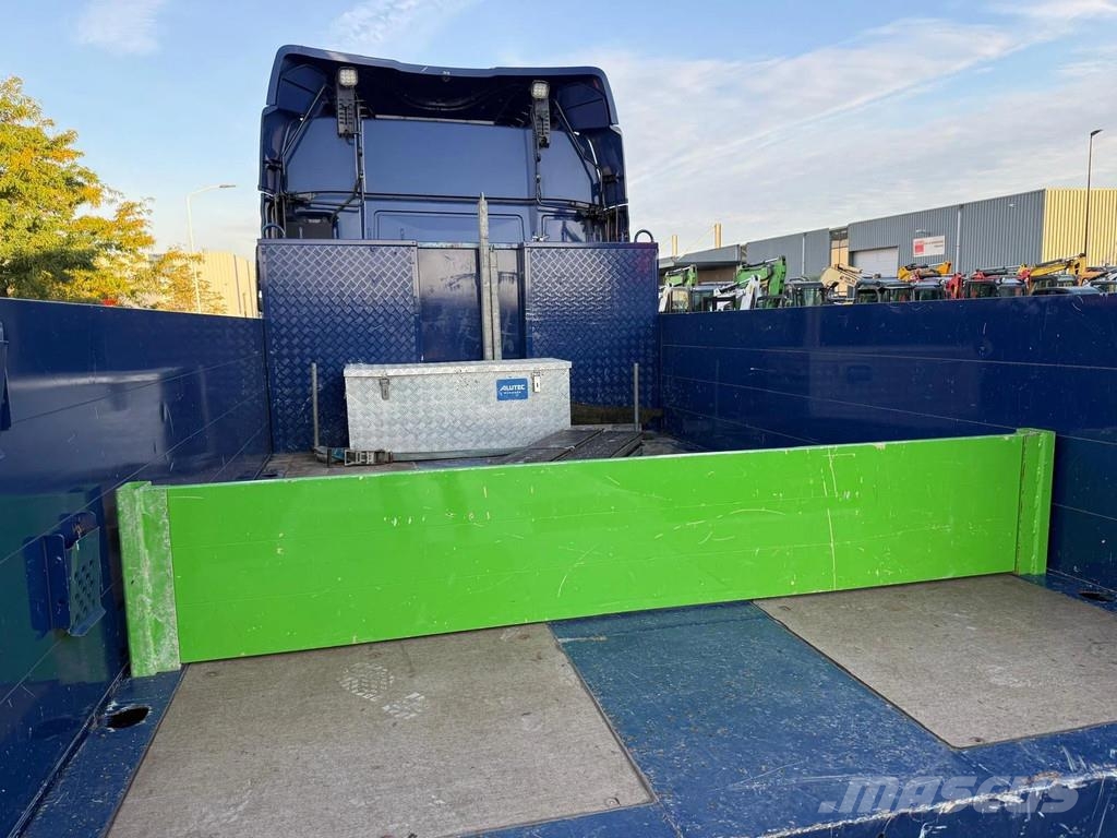 MAN TGX 18.440 Doll Trailer 4x Steered Axles Trekkers
