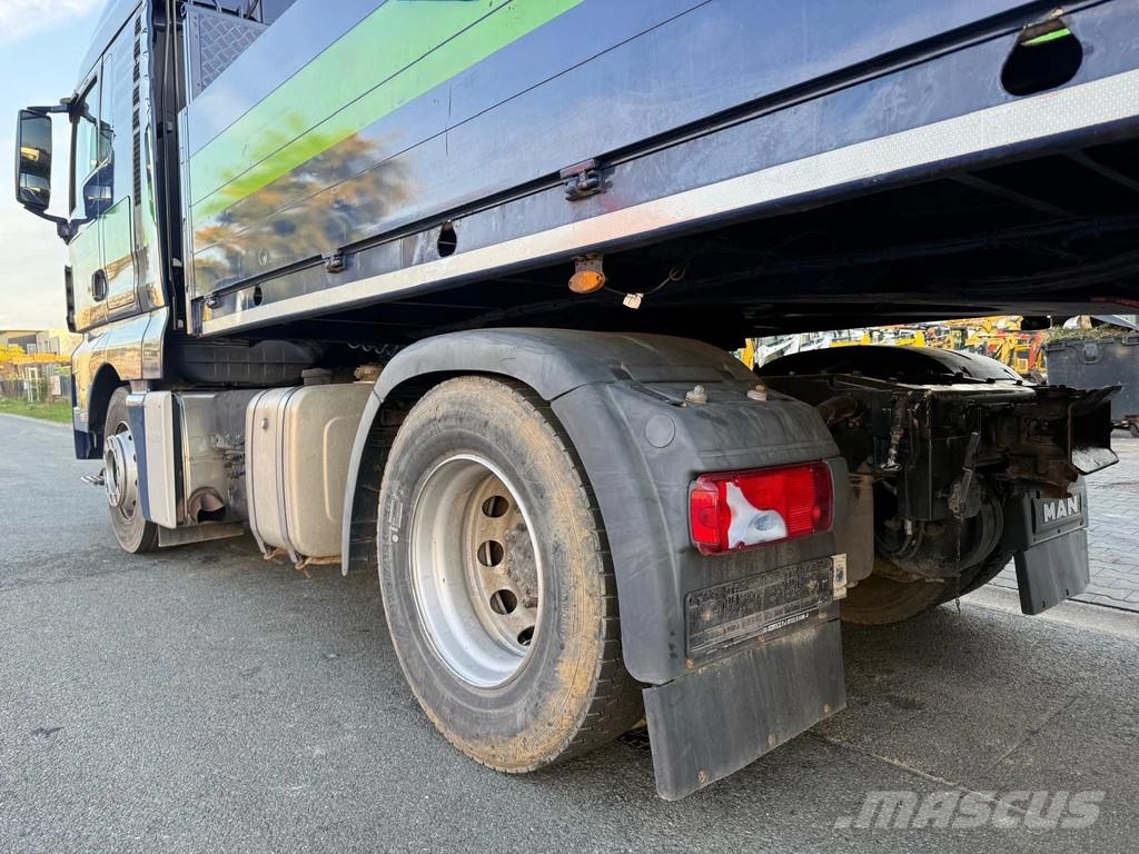 MAN TGX 18.440 Doll Trailer 4x Steered Axles Trekkers