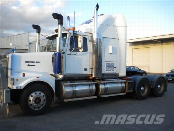  Constellation 4800 Tractor Units