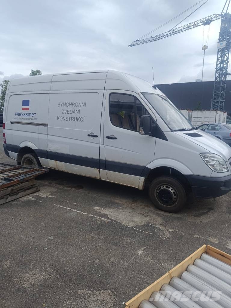 Mercedes-Benz Sprinter 515 CDI KA/36 Jakeluautot