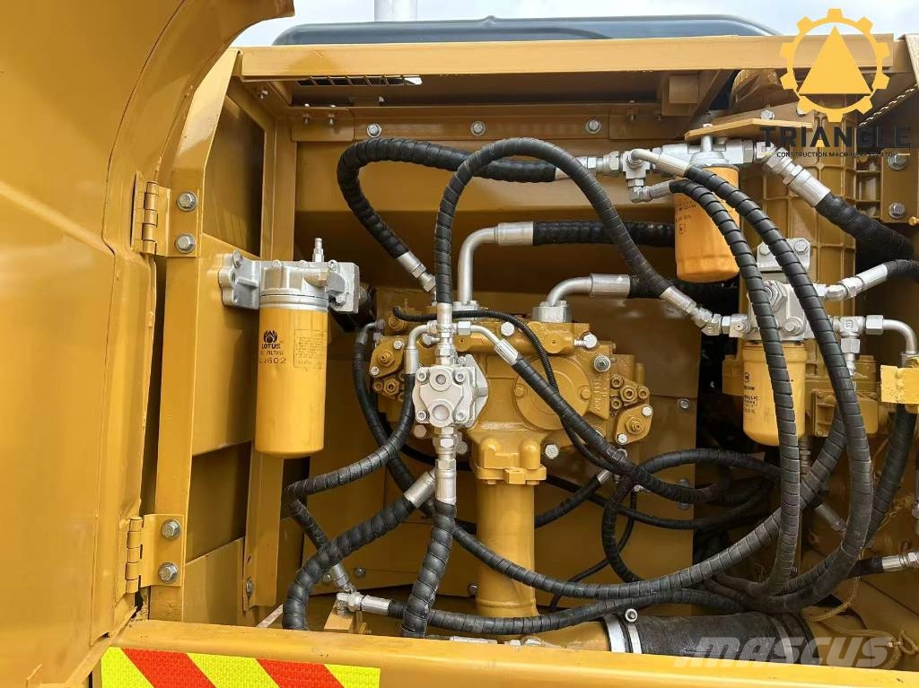 CAT 325 C Kāpurķēžu ekskavatori