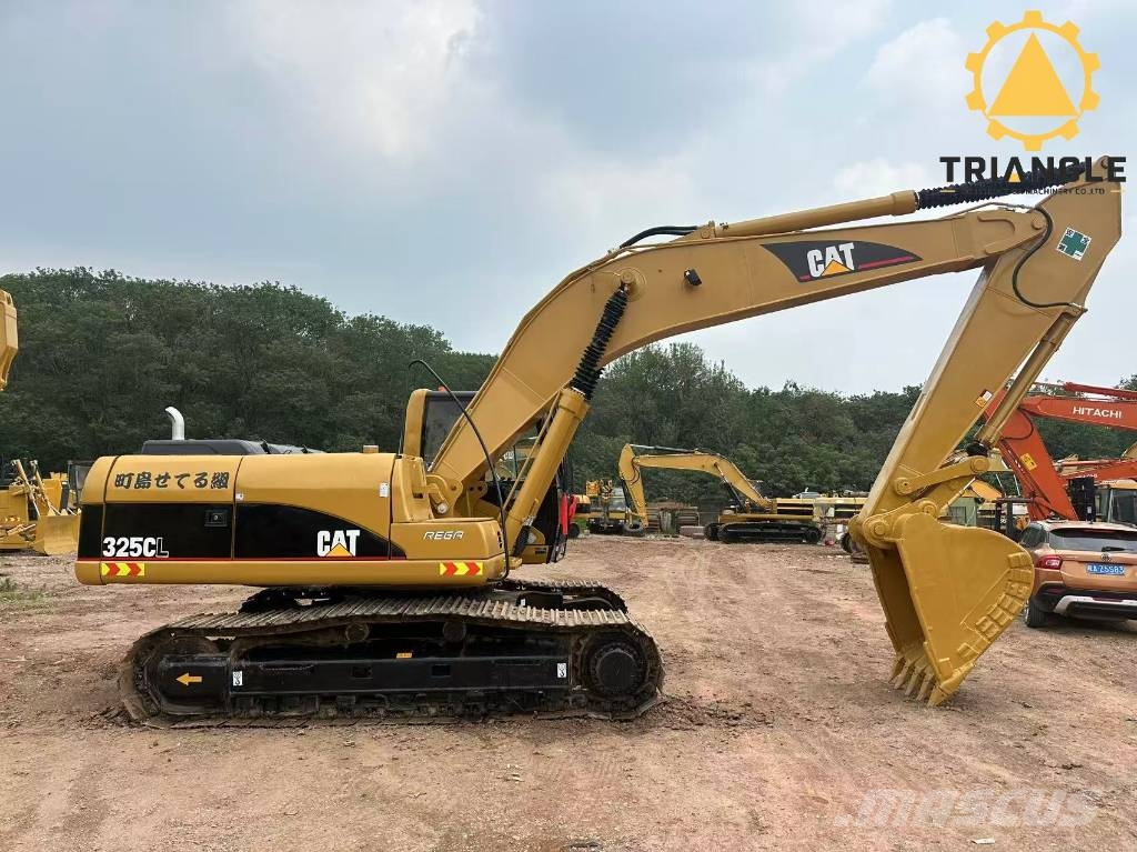 CAT 325 C Kāpurķēžu ekskavatori